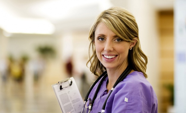 Медицинските сестри са най-уважавани в САЩ