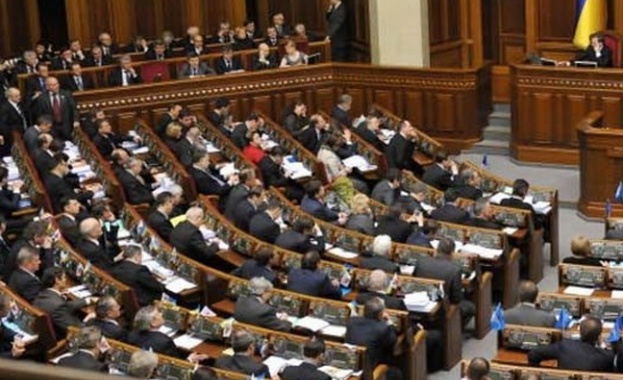 Върховната рада прие закон за санкции срещу Русия