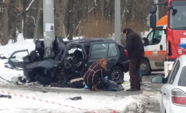 Жена загина при опит да спаси пешеходец 