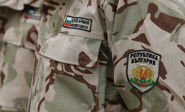 Военнослужещи от Сухопътните войски продължават да помагат в Добрич