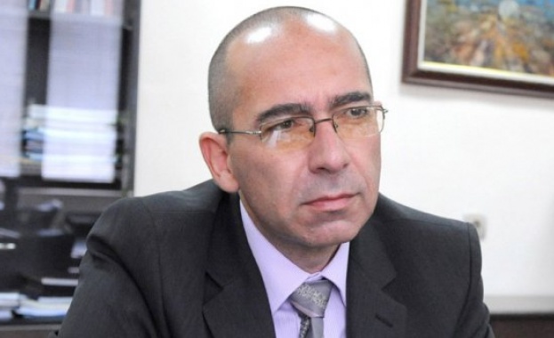 Стефан Константинов: Проблемите в здравеопазването трябва да се решат в парламента