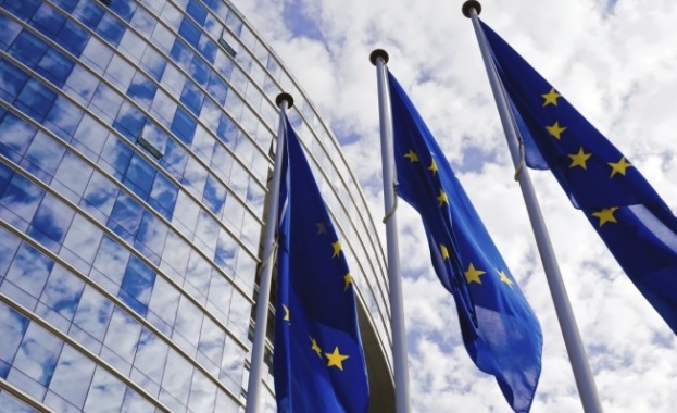 Европейската комисия реши да извади временно всички държави от списъка