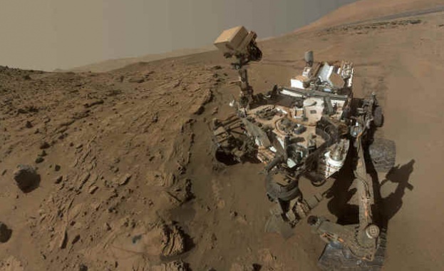 Curiosity с юбилейно селфи от Марс /видео/