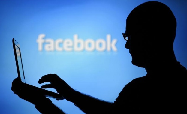 Адвокат: На потребителите на Facebook трябва да им се плаща