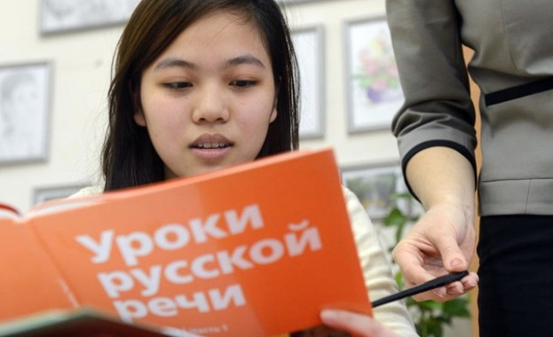 Руският парламент ще разгледа законопроект, забраняващ употребата на чуждици в публичните изказвания