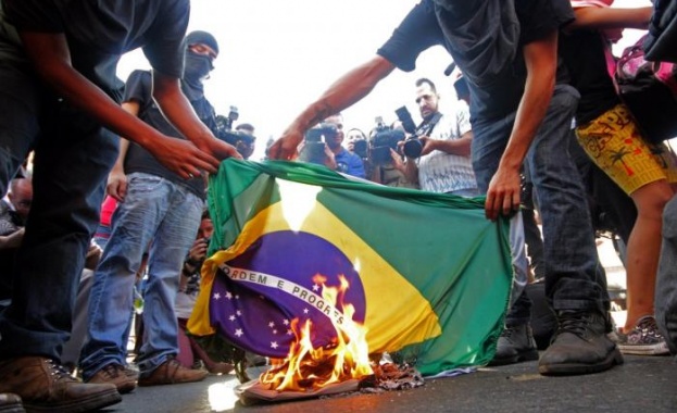 Масови безредици в Бразилия след загубата от Германия