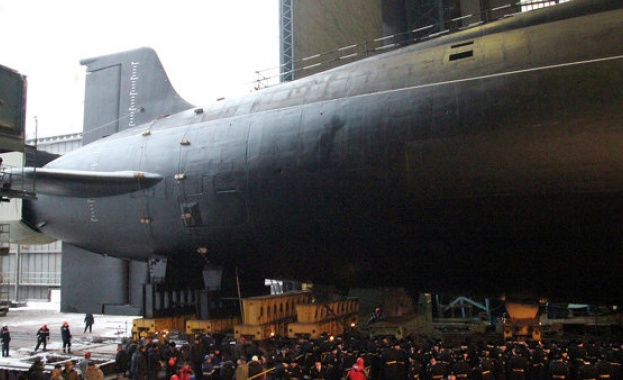 Завършиха заводските изпитания на подводницата „Владимир Мономах“