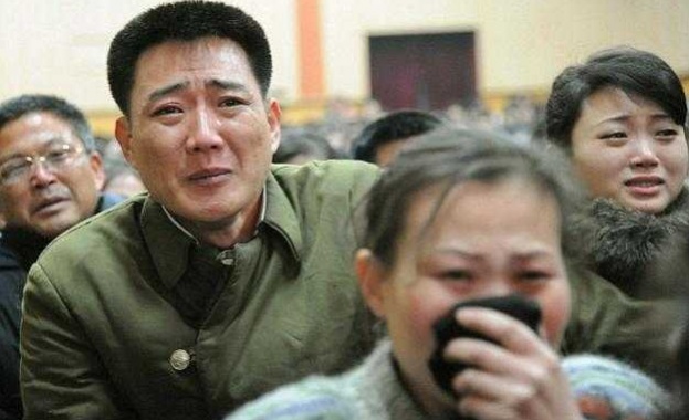 В дните, в които Северна Корея отбелязва смъртта на Ким Ир Сен, хората не могат да се усмихват