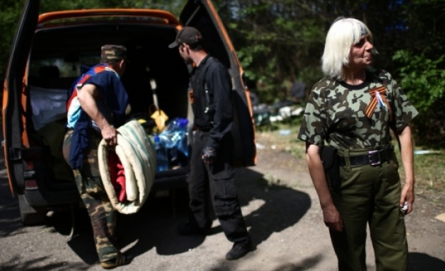 Киев е готов да изпраща бежанци от ДНР и ЛНР на фронта