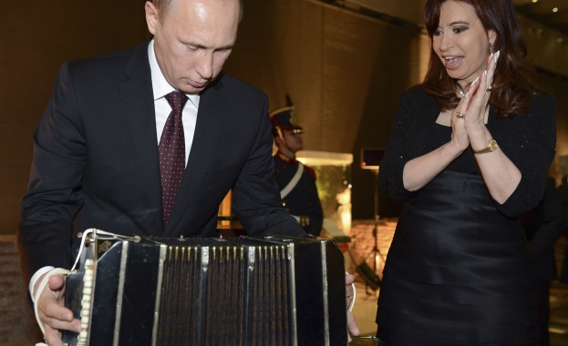 „Независимая газета”: Аржентинското танго на Владимир Путин