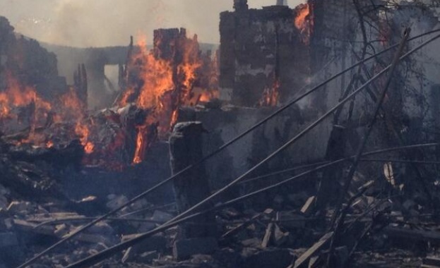 Украинската авиация бомбардира мирно население