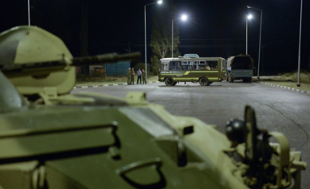 Украинската армия атакува своите военни, връщащи се от Русия