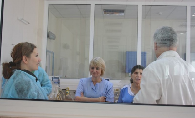 Сливенската болница получи дарение за неонатологичното отделение 