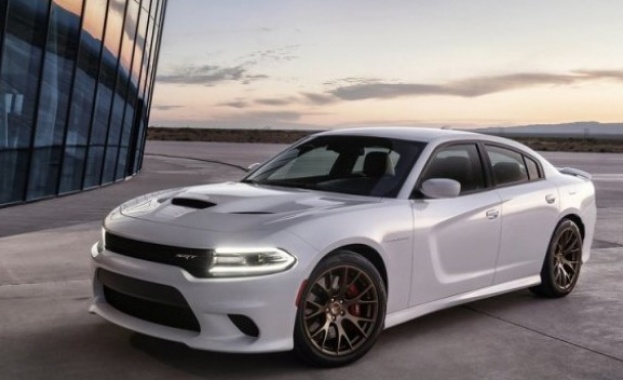 Dodge показа най-мощния и бърз седан в света