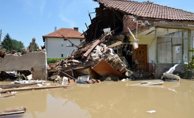 Мтел с дарение за пострадалите от водната стихия в Мизия и региона