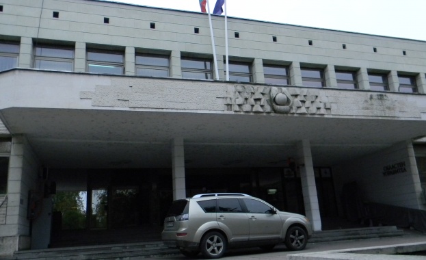 Чистка в Областна администрация-Пловдив