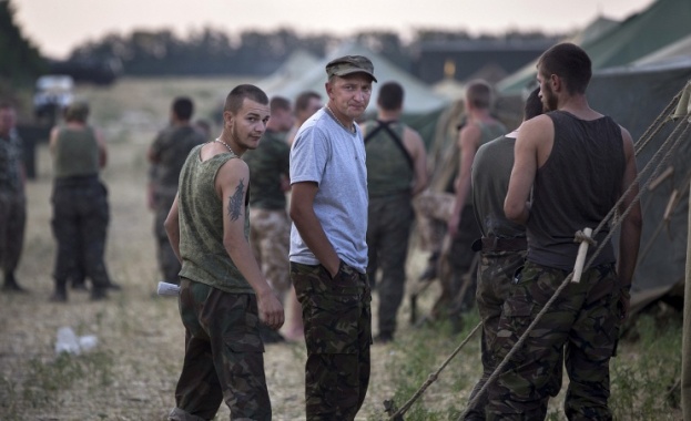 Над 60 украински военни преминаха на територията на Русия