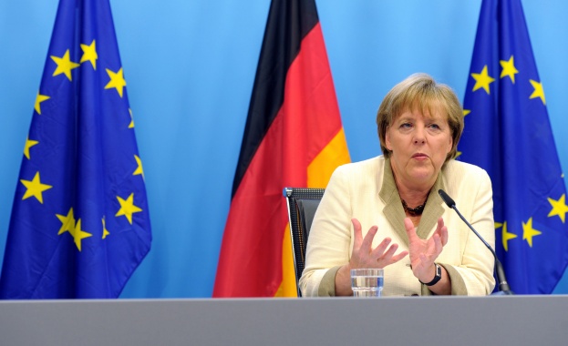 Сблъсъците с мигрантите показват нуждата от спешни мерки, обяви Меркел