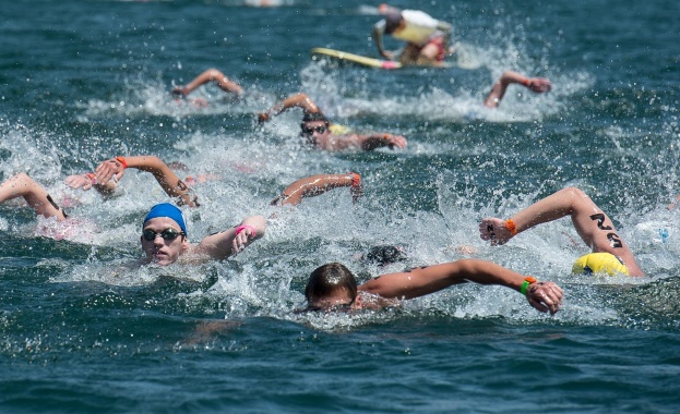 Благоевград е домакин на международен турнир по синхронно плуване. Над