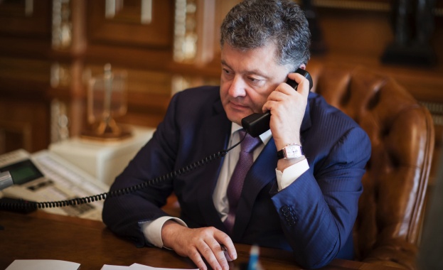 Повдигнаха обвинение срещу Петро Порошенко