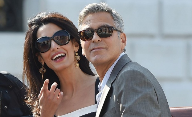 Клуни и Аламудин осиновяват сирийче? 