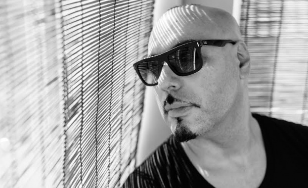 Радио NOVA със специален уикенд в Yalta Club с Roger Sanchez