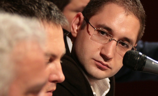 Георги Ангелов: Всички партии искат правителство, но не искат да участват 