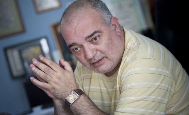 Арман Бабикян: Борисов си остана един рекетьор