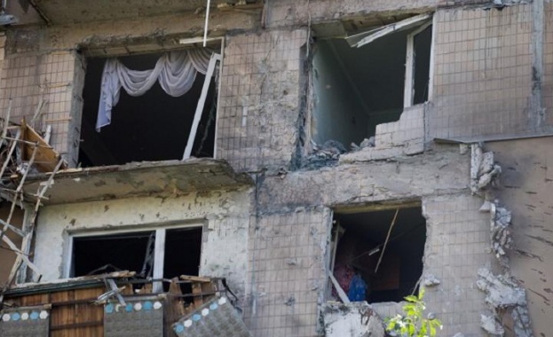 Украинската армия продължава да обстрелва Донбас