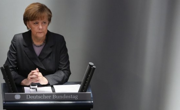 Френски политик: Затворете си устата, г-жо Меркел!