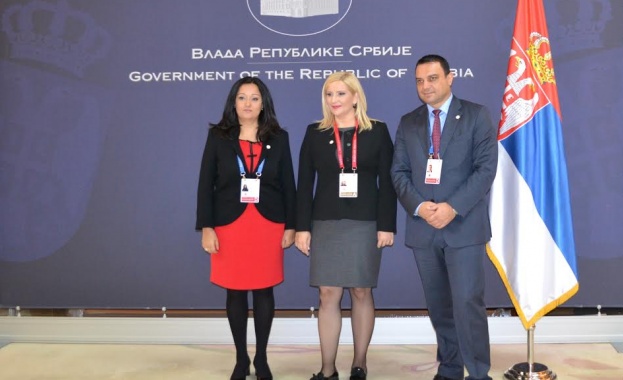 Павлова: Магистралата до Калотина остава приоритет на българското правителство