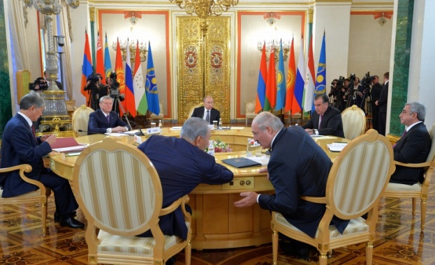 Лидерите от ОДКС приеха 22 документа на срещата на върха в Кремъл
