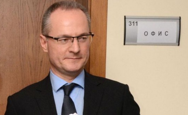 Лозан Панов поиска оставката на представляващия ВСС Димитър Узунов