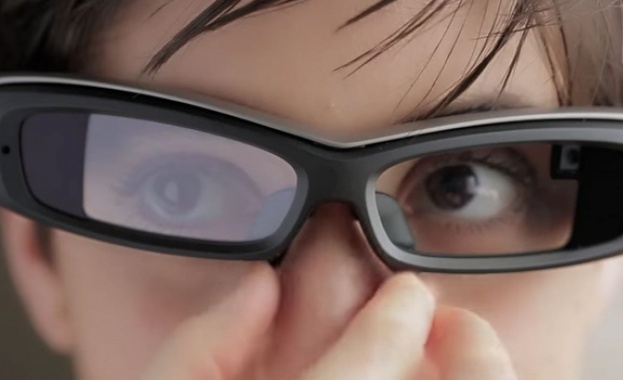 Sony започна продажбите на очила с добавена реалност 