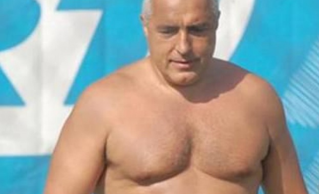 Борисов: Имам големи гърди, само за кърменето в мола не са ме питали
