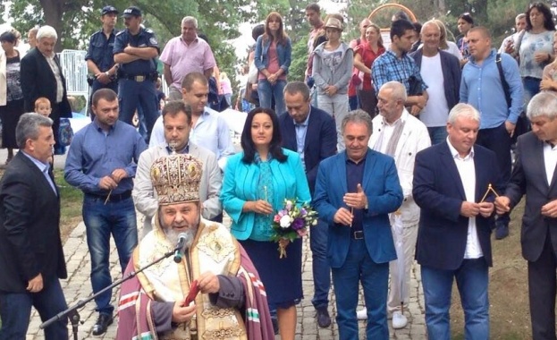 Министър Павлова откри най-големия парк във Велико Търново