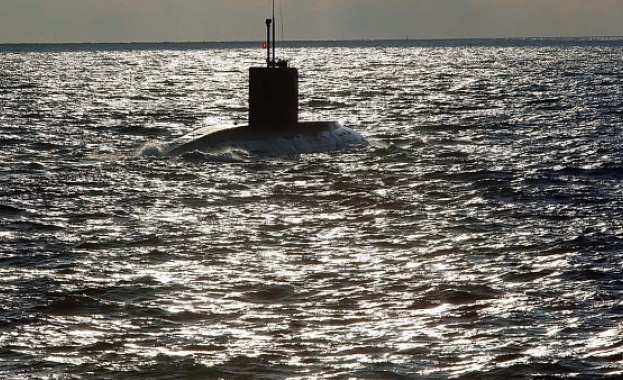 Фрегатата „Адмирал Григорович“ унищожи „вражеска“ подводница в Балтийско море