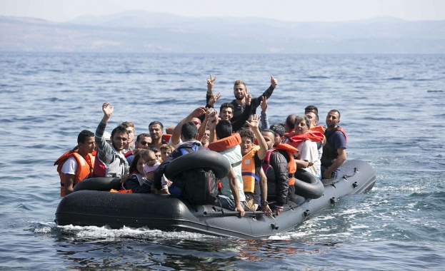В сряда Гърция започва да праща бежанци към останалите страни в ЕС 