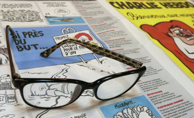 Пушков за новата карикатура на Charlie Hebdo: Главният редактор трябва да се лекува
