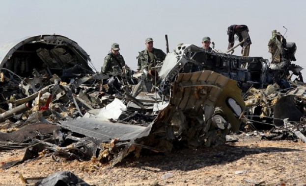 Бомбата, свалила руския самолет в Египет, е била поставена в пътническия салон