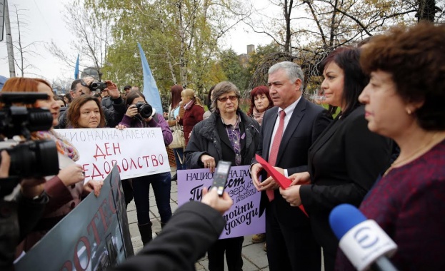 БСП: В бюджета има възможности за изпълнение на исканията на протестиращите в сферата на културата