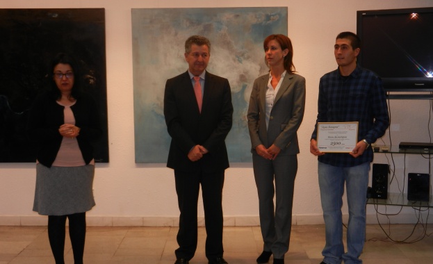Боян Димитров е носителят на стипендия „Лука Бекяров” за 2015