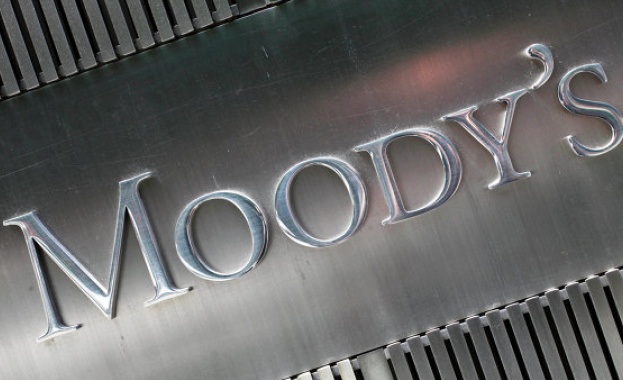 Moody’s повиши прогнозата за държавните облигации на РФ до „стабилна“