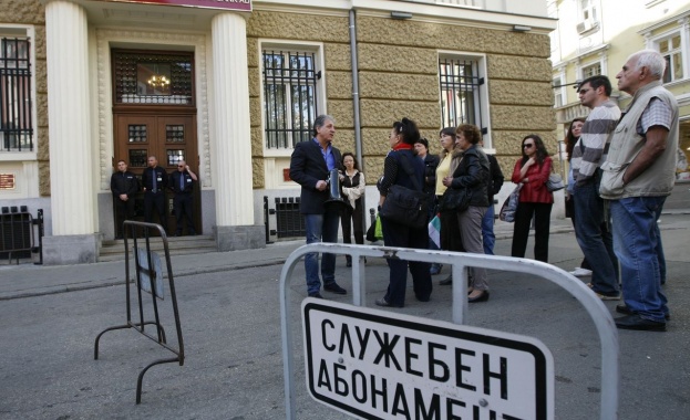 Синдиците на КТБ ще търсят купувач на банка „Виктория”