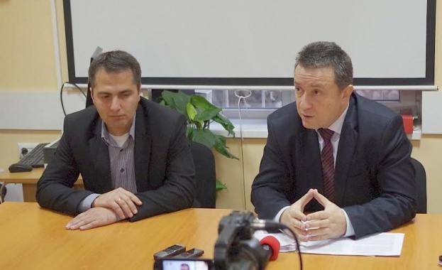 Стоилов: В България можем да говорим не само за упадък на демокрацията, но и за залез на политиката