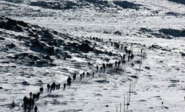 Необикновен поход до Черни връх обединява история и туризъм