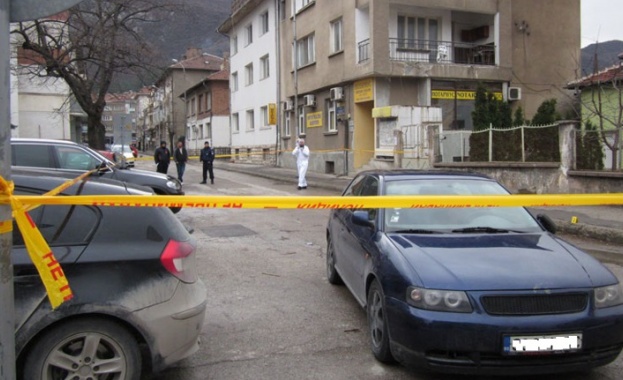 Психолози влизат в училището на убития младеж във Враца