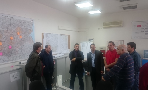 159 екипа на EVN работят за възстановяване на електрозахранването в ЮИ България