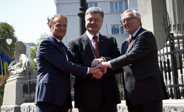 Юнкер изключи присъединяването на Украйна към ЕС и НАТО в следващите 20-25 години