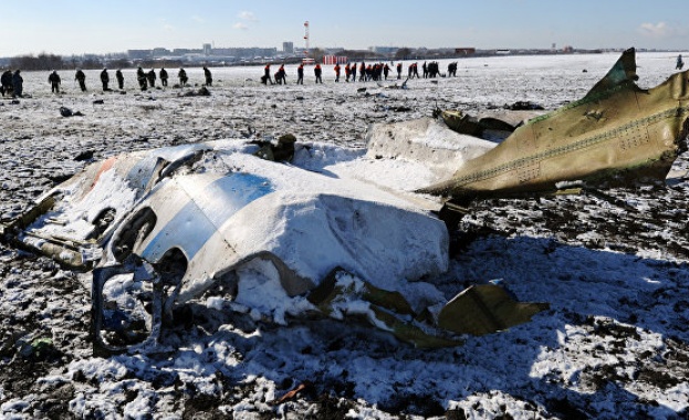 „Коммерсант“: Катастрофата на Boeing-а в Ростов може да е в резултат на конфликт между пилотите